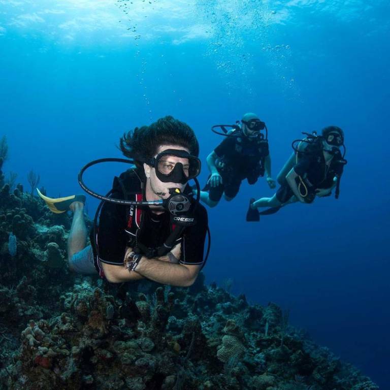 PADI Divemaster Course - Badr Divers